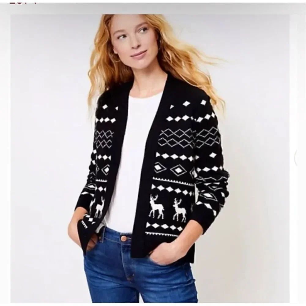 Loft NWT Reindeer black ivory cozy plush sweater S